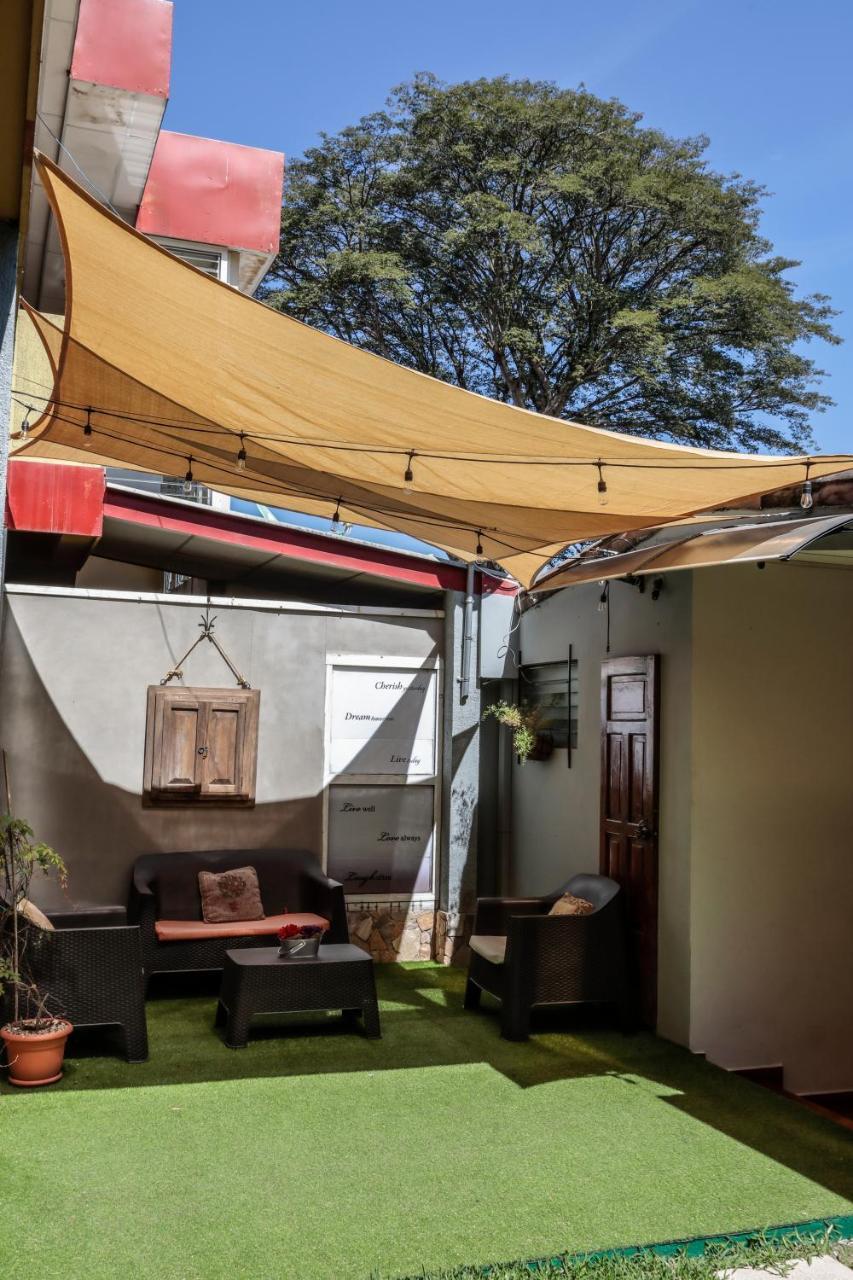Hostal San Benito San Salvador Eksteriør bilde