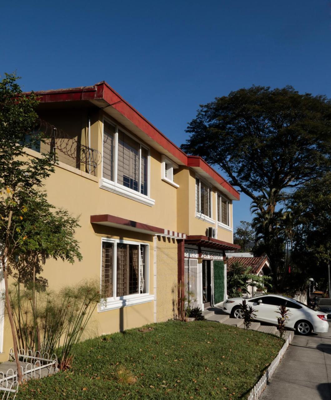 Hostal San Benito San Salvador Eksteriør bilde